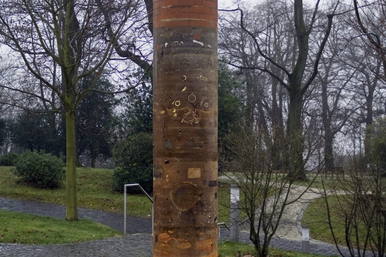 Mo(NU)mentum (2008), Generali Group Innovation Academy, Bensberg, Germany, 2008 (photo: Thomas Schmitz Sieben)