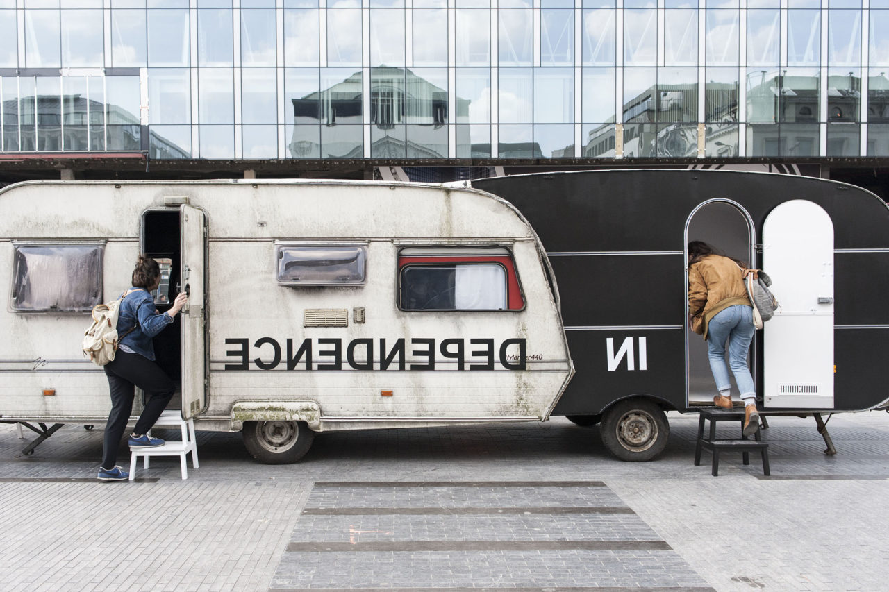 In_Dependence (2017), Kaaitheater, Brussels, Belgium, 2017 (photo: Jana Gellinck)