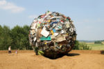 Globe (2013), Le Vent des Forêts, Fresnes-au-Mont, France, 2013 (photo: Marjolijn Dijkman)