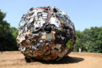 Globe (2013), Le Vent des Forêts, Fresnes-au-Mont, France, 2013 (photo: Marjolijn Dijkman)