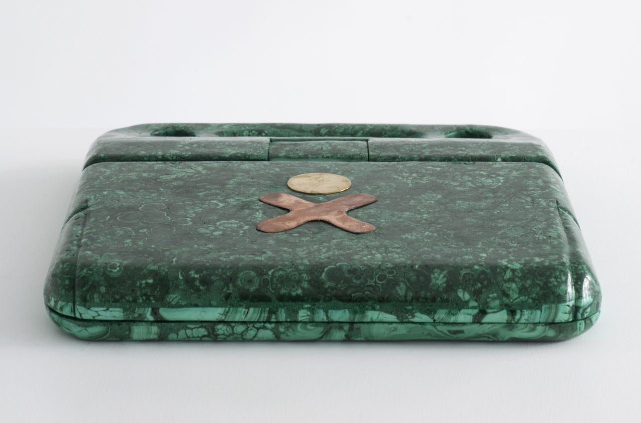 Malachite Laptop (2017), Meessen de Clercq, Brussels, Belgium, 2017 (photo: Philippe de Gobert)